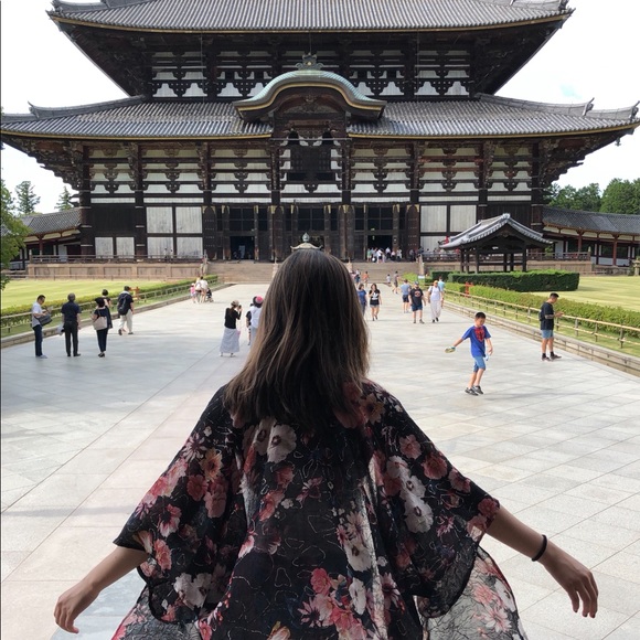 MEET YOUR POSHER!! - Picture 2 of 2